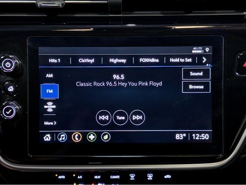 Used 2023 Chevrolet Bolt EUV LT w/ Driver Confidence Package FWD image 12