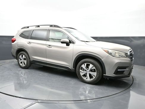 Used 2019 Subaru Ascent Premium AWD/4WD image 1