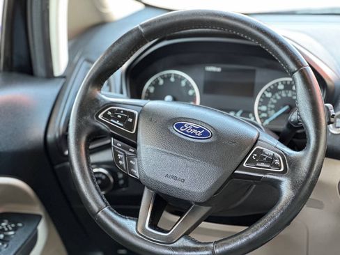 Used 2018 Ford EcoSport SE FWD image 14