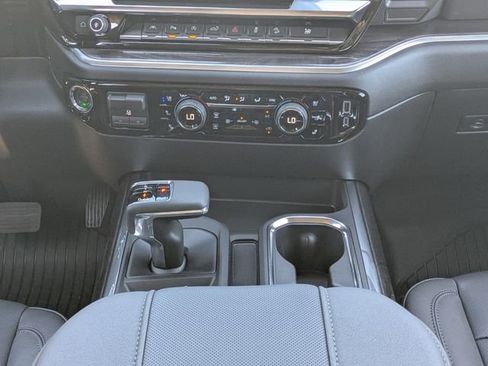 Used 2026 Chevrolet Silverado 1500 LTZ image 19