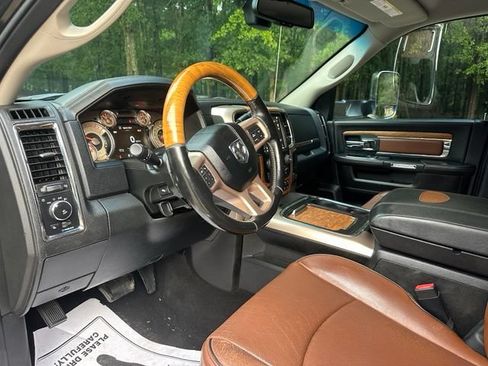 Used 2018 RAM 3500 Laramie Longhorn AWD/4WD image 16