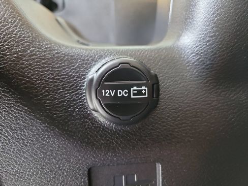 Certified 2019 Jeep Wrangler Unlimited Sahara AWD/4WD image 9