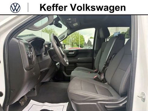 Used 2021 Chevrolet Silverado 1500 Custom RWD image 12