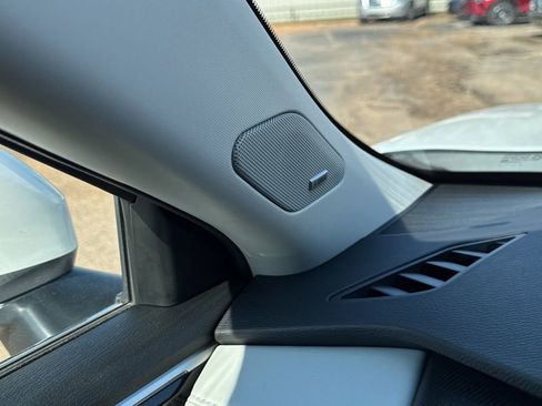 New 2026 Mitsubishi Outlander SEL FWD image 41
