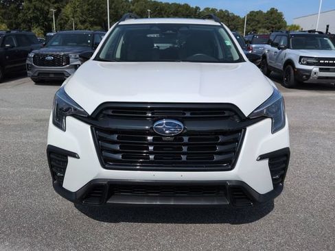 Used 2023 Subaru Ascent Onyx Edition AWD/4WD image 9