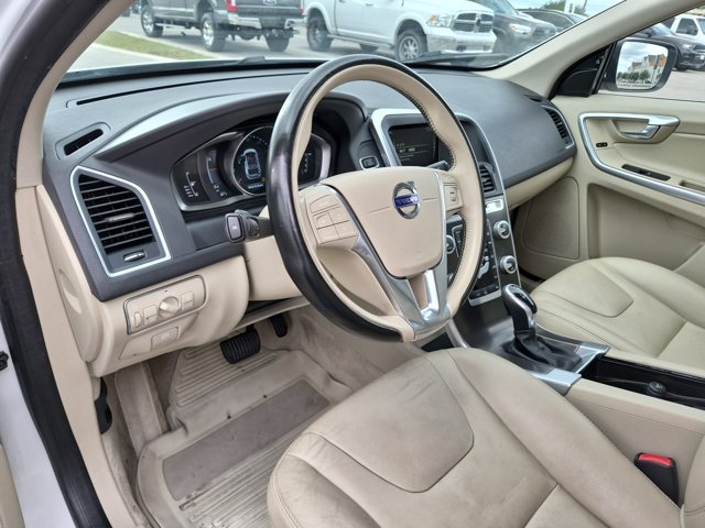 Used 2016 Volvo XC60 T5 Premier FWD image 9