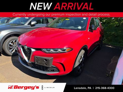 Used 2024 Alfa Romeo Tonale Ti AWD/4WD image 1