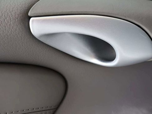 Used 2005 Porsche 911 Carrera image 15