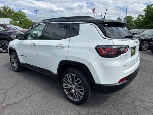 Used 2023 Jeep Compass Limited w/ Elite Group AWD/4WD image 30