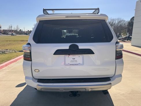 Used 2023 Toyota 4Runner TRD Off-Road Premium image 5