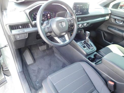 Used 2026 Honda CR-V TrailSport image 15