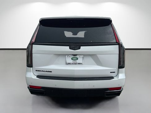 Used 2023 Cadillac Escalade Sport Platinum w/ Heavy-Duty Trailer Package AWD/4WD image 4
