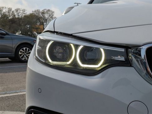 Used 2018 BMW 430i Convertible image 10