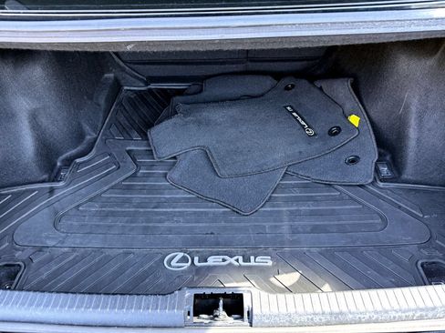 Used 2022 Lexus IS 350 F Sport w/ Memory Package AWD/4WD image 10