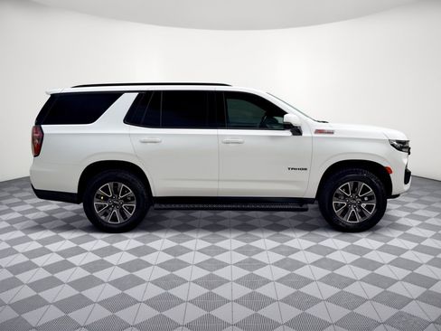 Certified 2024 Chevrolet Tahoe Z71 w/ Luxury Package AWD/4WD image 8