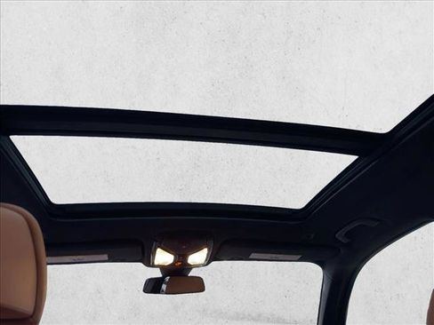 Used 2022 BMW X5 xDrive40i w/ M Sport Package image 21