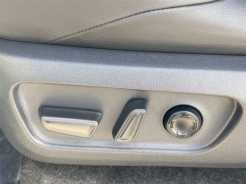 Certified 2025 Toyota 4Runner TRD Off-Road Premium image 21