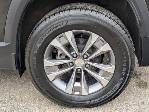 Used 2025 Chevrolet Equinox LT image 28