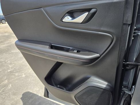 Used 2025 Chevrolet Blazer RS FWD image 25