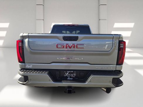 New 2026 GMC Sierra 2500 Denali w/ Denali Reserve Package AWD/4WD image 6