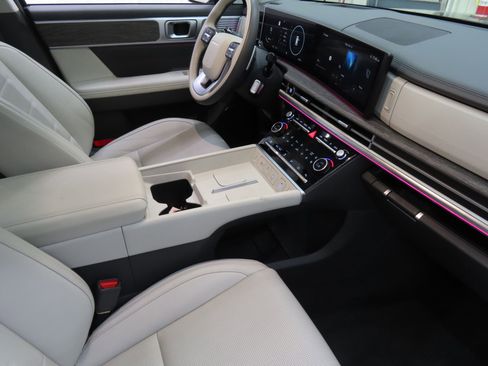 Used 2025 Hyundai Santa Fe Calligraphy image 28