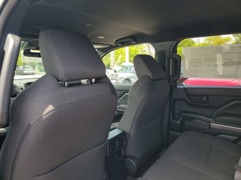 New 2026 Toyota 4Runner SR5 AWD/4WD image 26