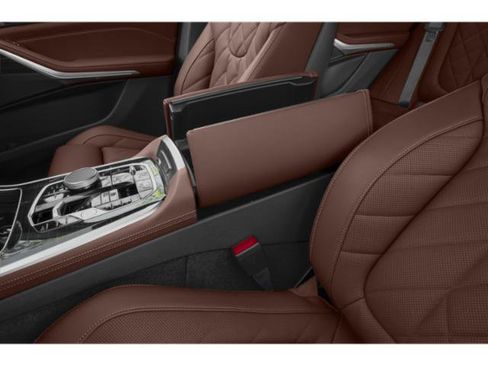 Used 2024 BMW X5 xDrive50e w/ M Sport Package image 17