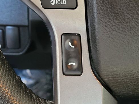 Used 2022 Toyota Tacoma SR5 w/ Trail Edition image 32