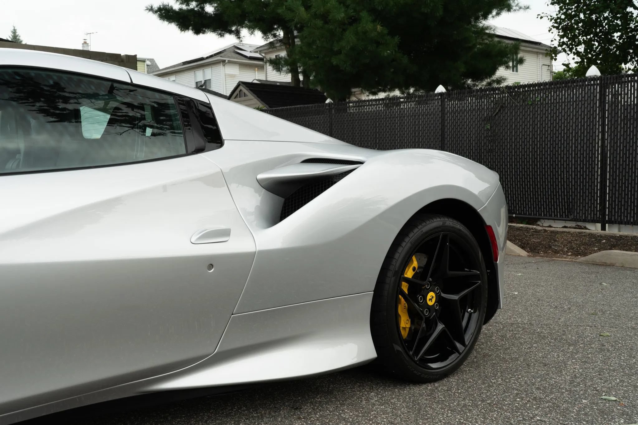 Used 2022 Ferrari F8 Tributo RWD image 63