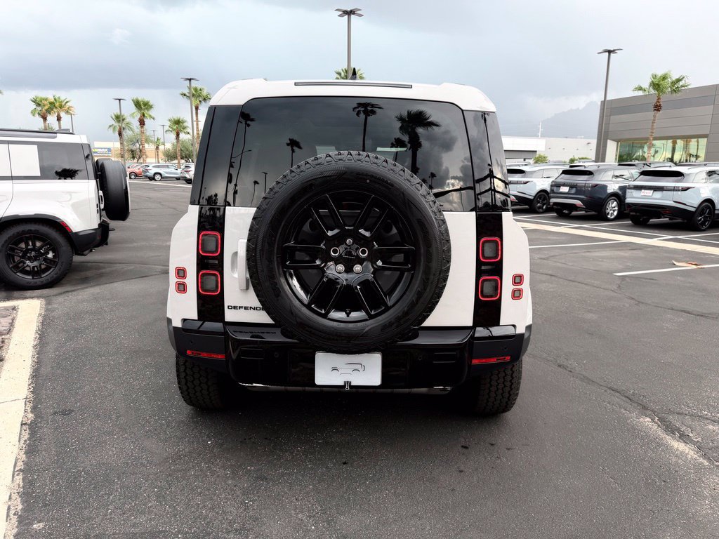 New 2026 Land Rover Defender 110 S AWD/4WD image 18