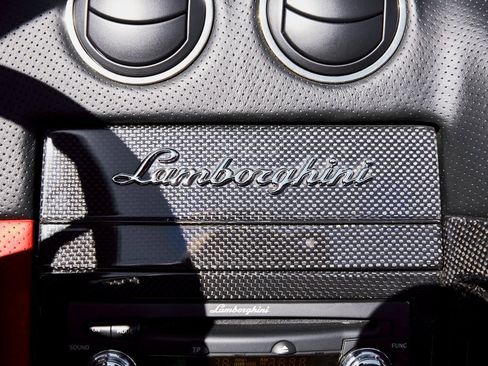 Used 2006 Lamborghini Murcielago Base image 71