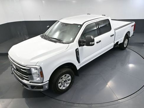Used 2024 Ford F350 XLT w/ FX4 Off-Road Package image 57