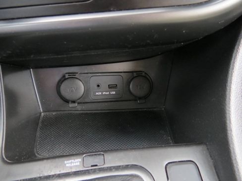 Used 2011 Kia Optima LX FWD image 12