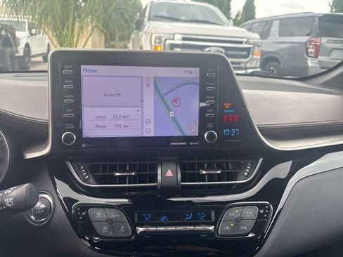 Used 2019 Toyota C-HR Limited FWD image 12