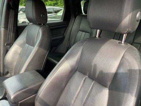 Used 2017 Land Rover Discovery Sport HSE image 11