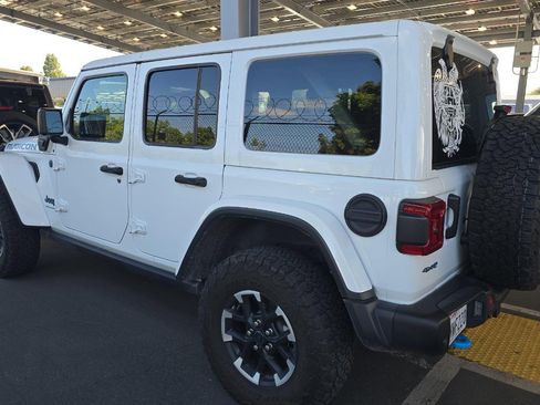 Used 2024 Jeep Wrangler Unlimited Rubicon 4xe AWD/4WD image 6