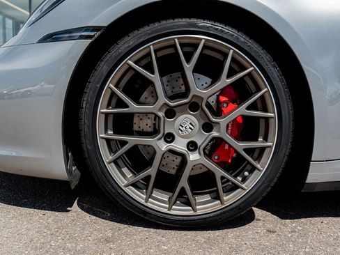 Used 2024 Porsche 911 Carrera S RWD image 6