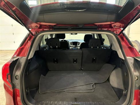 Used 2018 GMC Terrain SLE w/ Driver Convenience Package AWD/4WD image 14