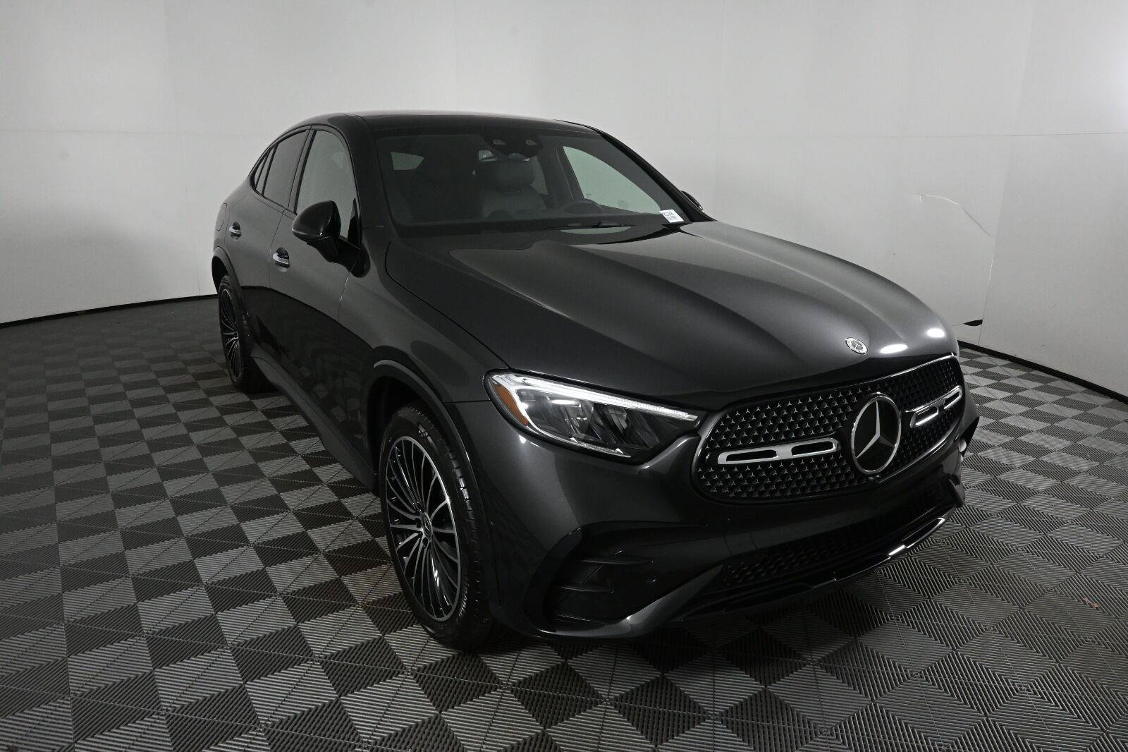 Used 2026 Mercedes-Benz GLC 300 4MATIC image 22