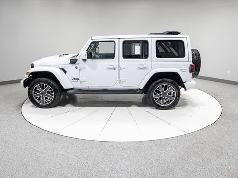 Used 2024 Jeep Wrangler High Altitude image 37