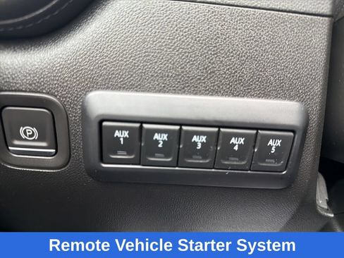 Used 2022 GMC Sierra 3500 SLE w/ SLE Convenience Package AWD/4WD image 19