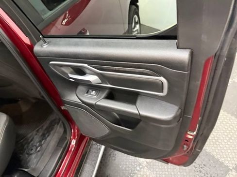 Used 2019 RAM 1500 Big Horn AWD/4WD image 38