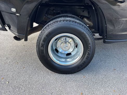 Used 2020 RAM 3500 Tradesman image 31