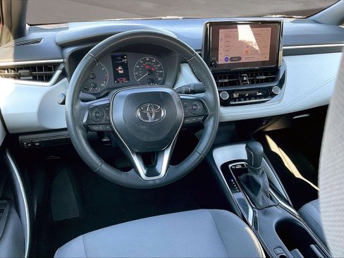Used 2024 Toyota Corolla SE image 8