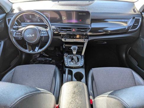 Used 2025 Kia Seltos S image 24
