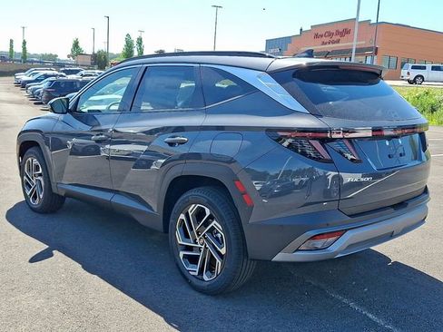 New 2026 Hyundai Tucson Limited AWD/4WD image 3