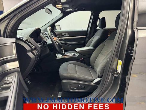 Used 2019 Ford Explorer XLT w/ Class III Trailer Tow Package image 12