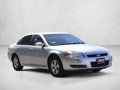 Used 2014 Chevrolet Impala Limited LS FWD image 3