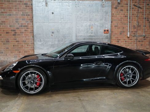 Used 2012 Porsche 911 Carrera S image 11