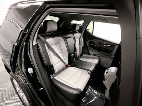 Used 2024 GMC Terrain SLT AWD/4WD image 25